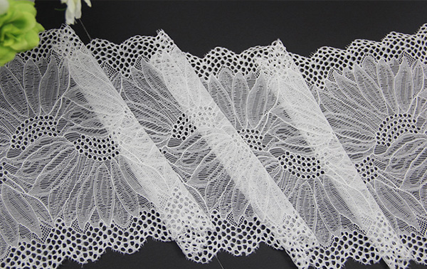 蕾絲花邊激光裁剪工藝,美出不一樣的夏天 蕾絲花邊激光裁剪工藝,美出不一樣的夏天