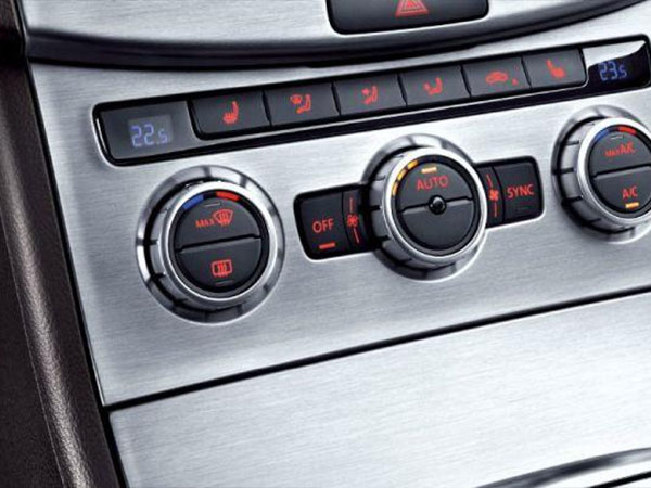 汽車裝飾件激光拉絲設備—激光打標機 塑料拉絲 汽車裝飾件激光拉絲設備—激光打標機 塑料拉絲